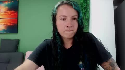 Snapshot of susi_bluee chatting on March 5, 10:06 pm Susi online show from March 5, 10:06 pm