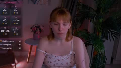 Snapshot of susie_miu chatting on March 21, 8:19 am SUSIE 3 online show from March 21, 8:19 am