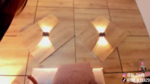 sussan online show from March 5, 9:11 pm