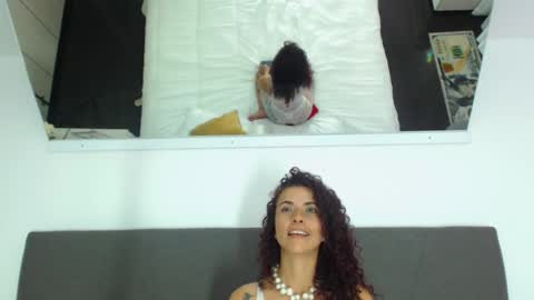 Snapshot of sussan_keller chatting on March 25, 9:21 pm Sussan Keller online show from March 25, 9:21 pm