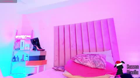 Snapshot of sussan_nicolle1 chatting on December 17, 4:53 pm Sussan Nicole online show from December 17, 4:53 pm