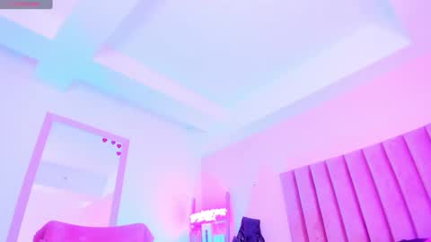 Snapshot of sussan_nicolle1 chatting on January 20, 4:12 pm Sussan Nicole online show from January 20, 4:12 pm