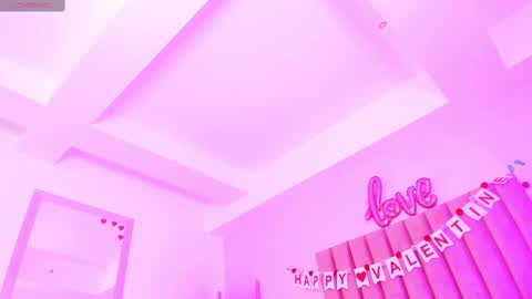 Snapshot of sussan_nicolle1 chatting on February 24, 3:20 pm Sussan Nicole online show from February 24, 3:20 pm