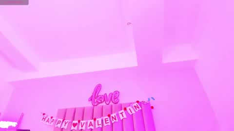 Snapshot of sussan_nicolle1 chatting on February 25, 3:16 pm Sussan Nicole online show from February 25, 3:16 pm