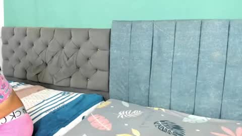 sussann online show from April 25, 11:57 am