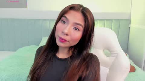 sussy_sweet4u online show from September 9, 10:15 am