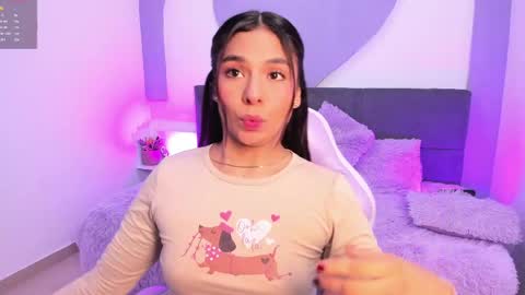 sussy_sweet4u online show from May 13, 10:56 am