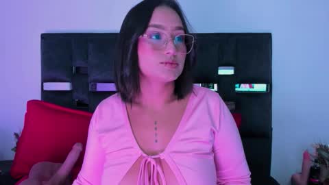 Sussy Sunny online show from January 14, 9:04 am