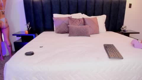 susyy online show from February 4, 3:34 am