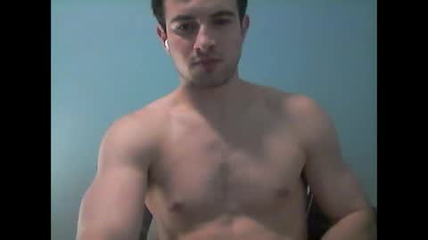 Snapshot of sutromaxx chatting on October 5, 12:42 am Maximus online show from October 5, 12:42 am