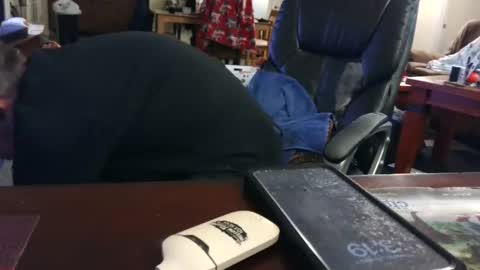 suttond4858 online show from January 7, 9:18 am