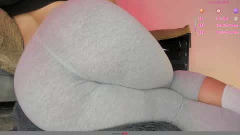 Snapshot of suzanana chatting on April 29, 2:54 pm suzanana online show from April 29, 2:54 pm