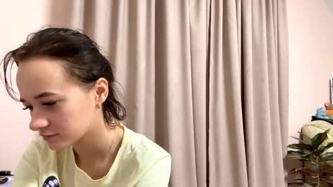Lilu online show from September 11, 6:52 pm