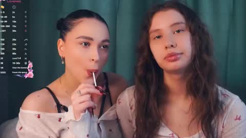 Snapshot of suziegoglia chatting on March 28, 9:09 am Kristanna online show from March 28, 9:09 am