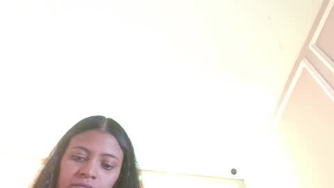 Snapshot of suzyfox chatting on March 5, 10:28 pm Suzy online show from March 5, 10:28 pm