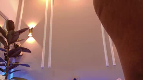 Snapshot of suzyfox chatting on March 14, 8:47 pm Suzy online show from March 14, 8:47 pm