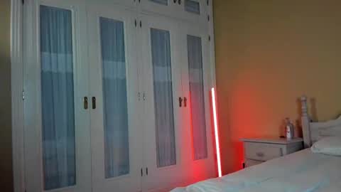 suzysuza online show from September 25, 3:16 pm