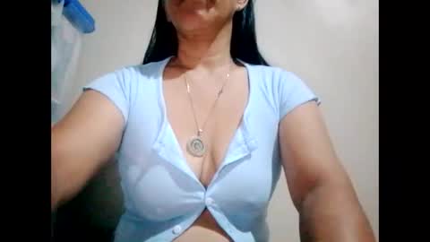 suzzie_hot online show from December 17, 10:23 am