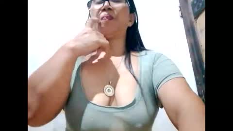 suzzie_hot online show from December 20, 10:32 pm