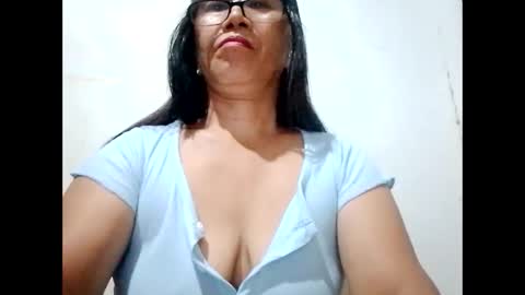 suzzie_hot online show from January 7, 8:21 pm