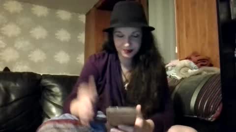 H3D0N15T5 online show from October 7, 8:06 pm
