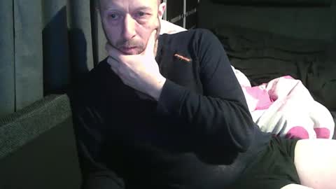 Snapshot of swartarn chatting on February 26, 3:38 am ArnSwart online show from February 26, 3:38 am
