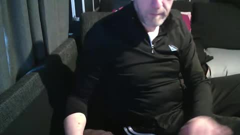 Snapshot of swartarn chatting on March 20, 1:49 pm ArnSwart online show from March 20, 1:49 pm