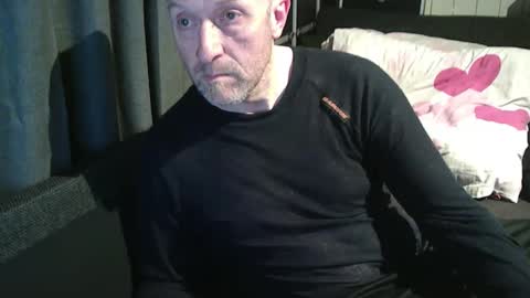 Snapshot of swartarn chatting on March 23, 5:28 pm ArnSwart online show from March 23, 5:28 pm