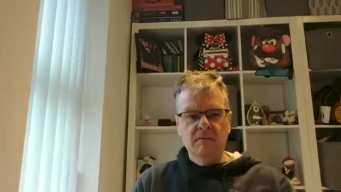 swchap1217 online show from February 18, 4:48 pm