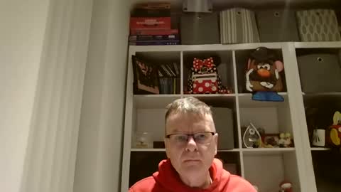 swchap1217 online show from February 28, 7:03 pm
