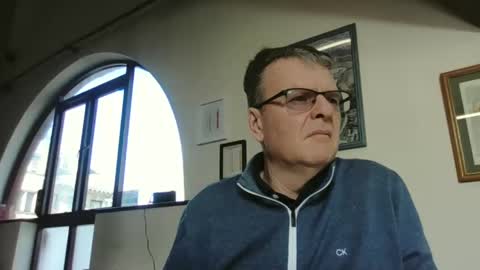 swchap1217 online show from March 11, 11:01 am