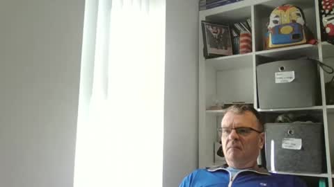 swchap1217 online show from September 11, 9:53 am