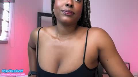 Evangeline online show from November 14, 4:28 pm