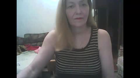 sweet4blonde67 online show from September 11, 11:43 am
