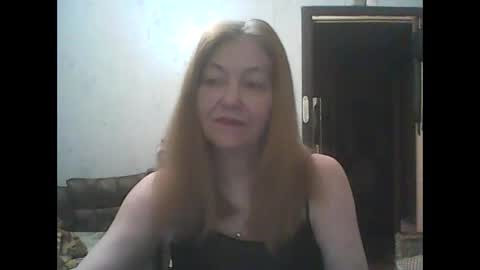 Snapshot of sweet4blonde67 chatting on December 5, 7:39 am sweet4blonde67 online show from December 5, 7:39 am