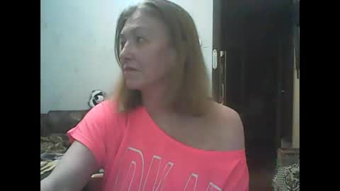 sweet4blonde67 online show from March 22, 4:43 pm