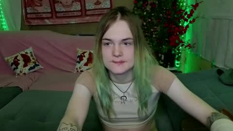 Haeyang  Torry online show from April 1, 6:03 am