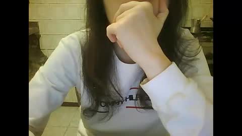 Snapshot of sweet4y0u chatting on April 5, 6:49 pm sweet4y0u online show from April 5, 6:49 pm