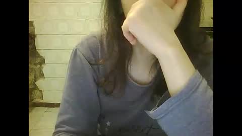 Snapshot of sweet4y0u chatting on April 6, 8:54 pm sweet4y0u online show from April 6, 8:54 pm