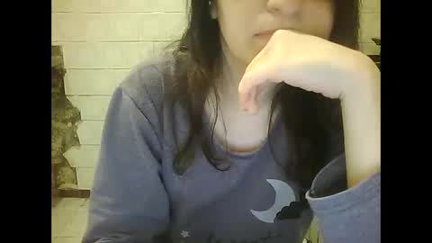 Snapshot of sweet4y0u chatting on April 19, 7:49 pm sweet4y0u online show from April 19, 7:49 pm