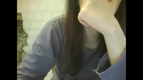 Snapshot of sweet4y0u chatting on April 21, 3:39 pm sweet4y0u online show from April 21, 3:39 pm