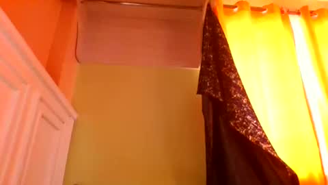 sweet52537 online show from February 14, 9:17 am