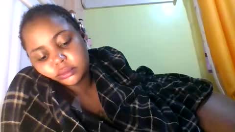 sweet52537 online show from March 25, 3:23 am