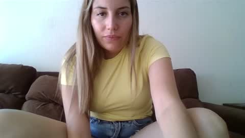 Snapshot of sweet__alana chatting on January 27, 8:28 pm Sweet alana online show from January 27, 8:28 pm