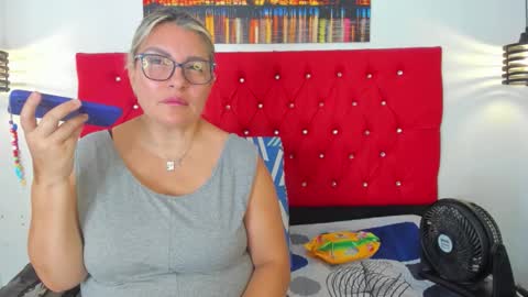 Snapshot of sweet__mature chatting on November 25, 3:34 pm Carolina online show from November 25, 3:34 pm