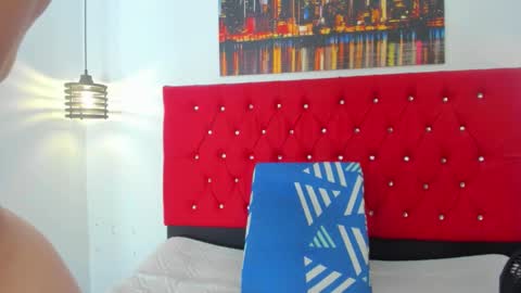 Snapshot of sweet__mature chatting on December 14, 5:07 pm Carolina online show from December 14, 5:07 pm