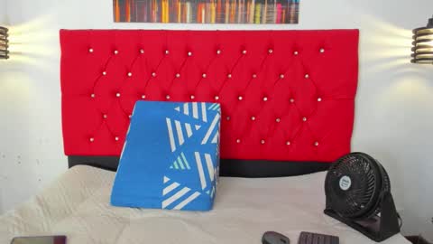 Snapshot of sweet__mature chatting on December 21, 4:36 pm Carolina online show from December 21, 4:36 pm