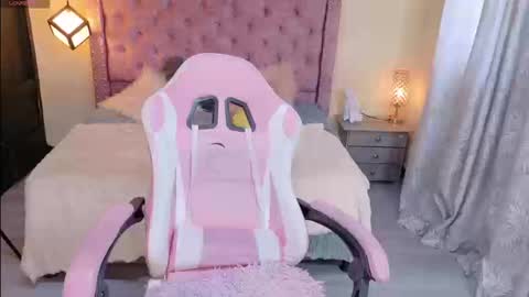 sweet__thang online show from September 11, 8:31 pm