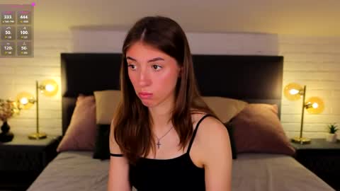 sweet__vikki online show from May 15, 6:31 am