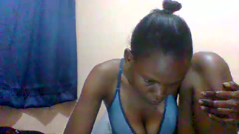 sweet_adora online show from February 7, 6:56 pm